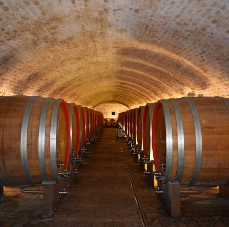 Gestraalde wijnton van 225 liter met een vernieuwde uitstraling